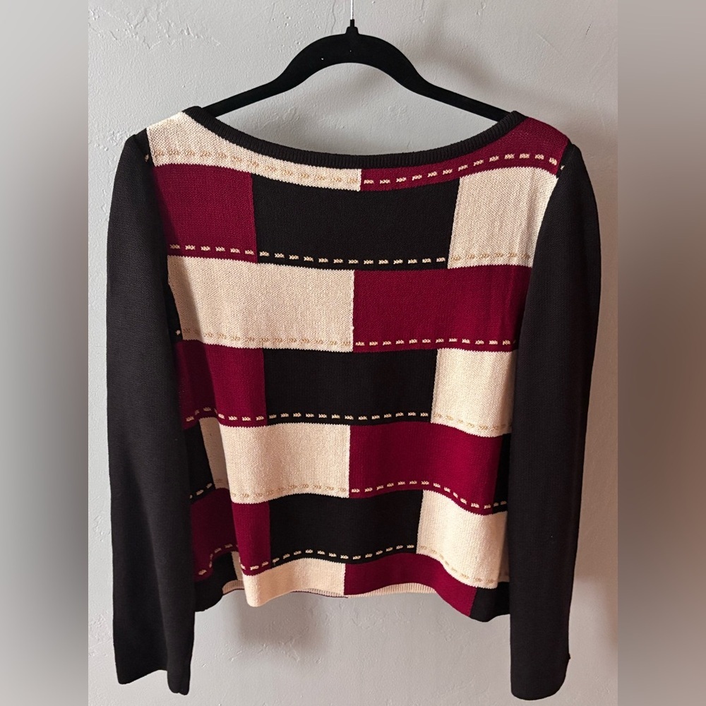 St. John Sport Knit Crew Neck Black Burgundy Cream Sweater Black Sleeves Size M